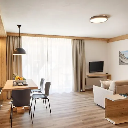 Apartment Settsass